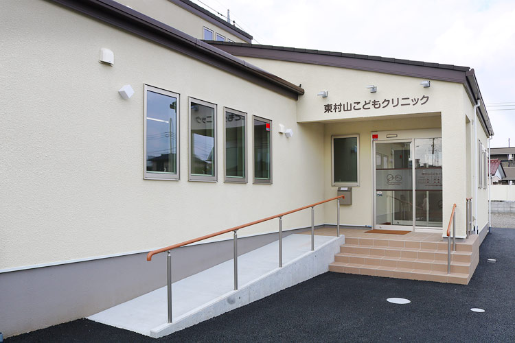 入口はこちらです